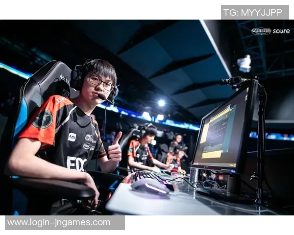 2026电竞新闻S15LOL比赛中EDG防守策略分析及和平精英赛事表现对比探讨